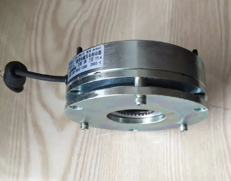 ���ι̵��|�����A�Ͻ����҂���늴��x�����ĘI��