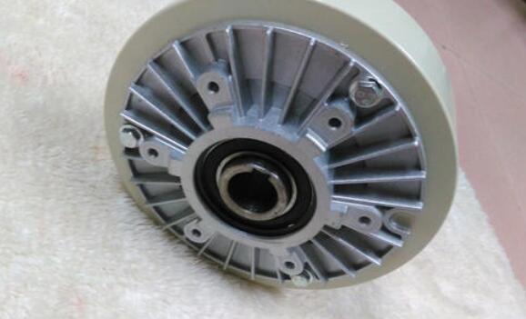 ��α��^��ͬ�S�ҵĴŷ��Ƅ����ăr������