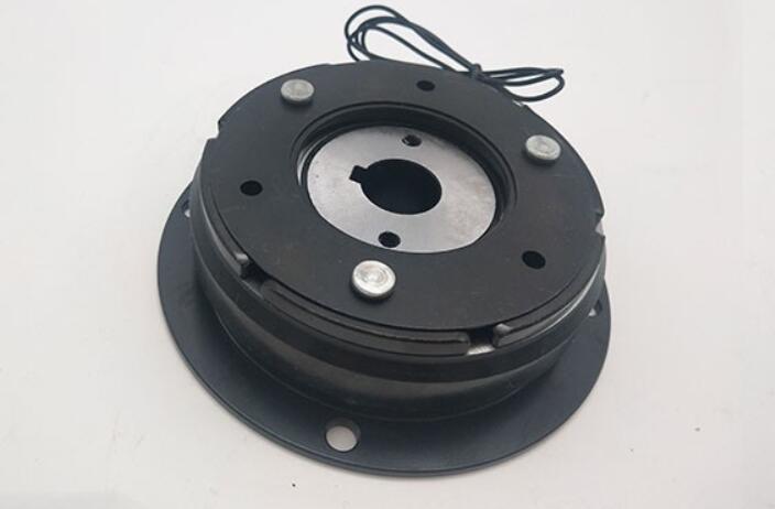 �Ϸ�늴��x�����̶���Ȧ�����D��Ȧ